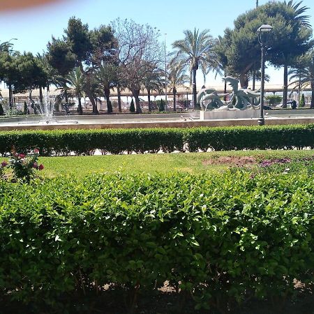 Espectacular Vivienda Junto A La Playa Y Paseo Maritimo En אלמריה מראה חיצוני תמונה